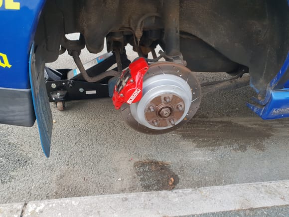 New rear caliper fitted:-)