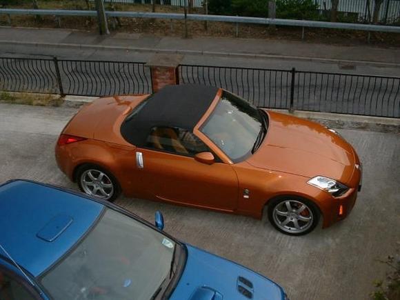 350 z next to type r