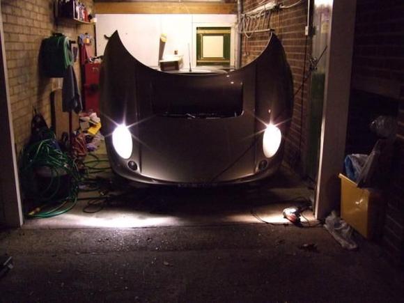 Hid fitting