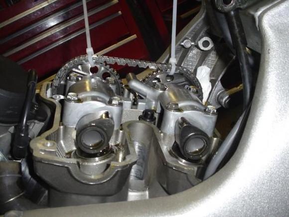 DSC00203

Rear TDC cam lobes. Front cam lobes(opposite)point up and out at TDC.