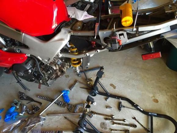 Ahhh, progress! The swingarm and linkage bearings are in nice serviceable shape. Tomorrow I'll re-grease them and and reinstall along with the Ohlins shock!