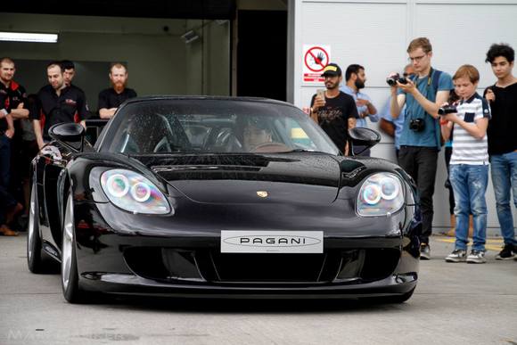 Carrera GT. Via: Supercar_Driver