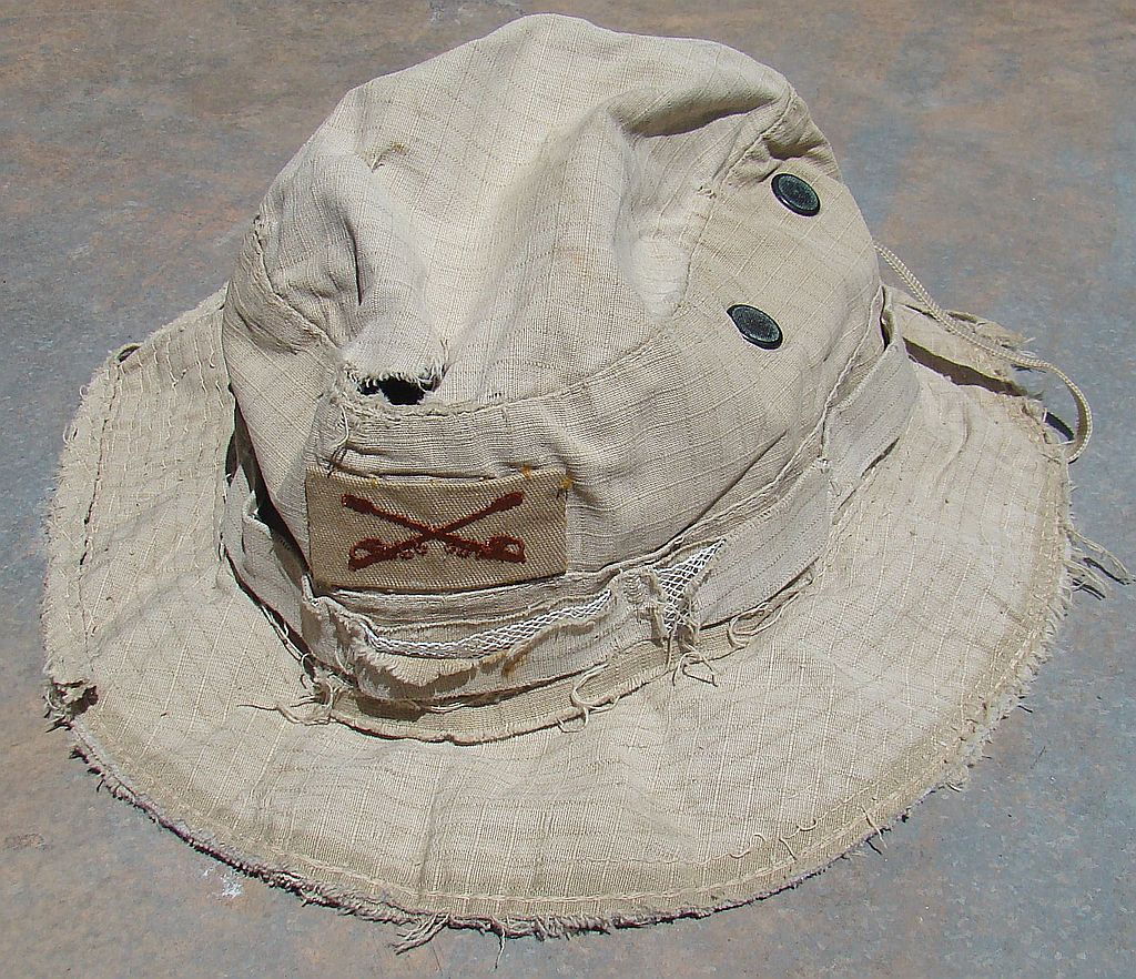 The Sandy Bum Bucket Hat — Huldra of Norway