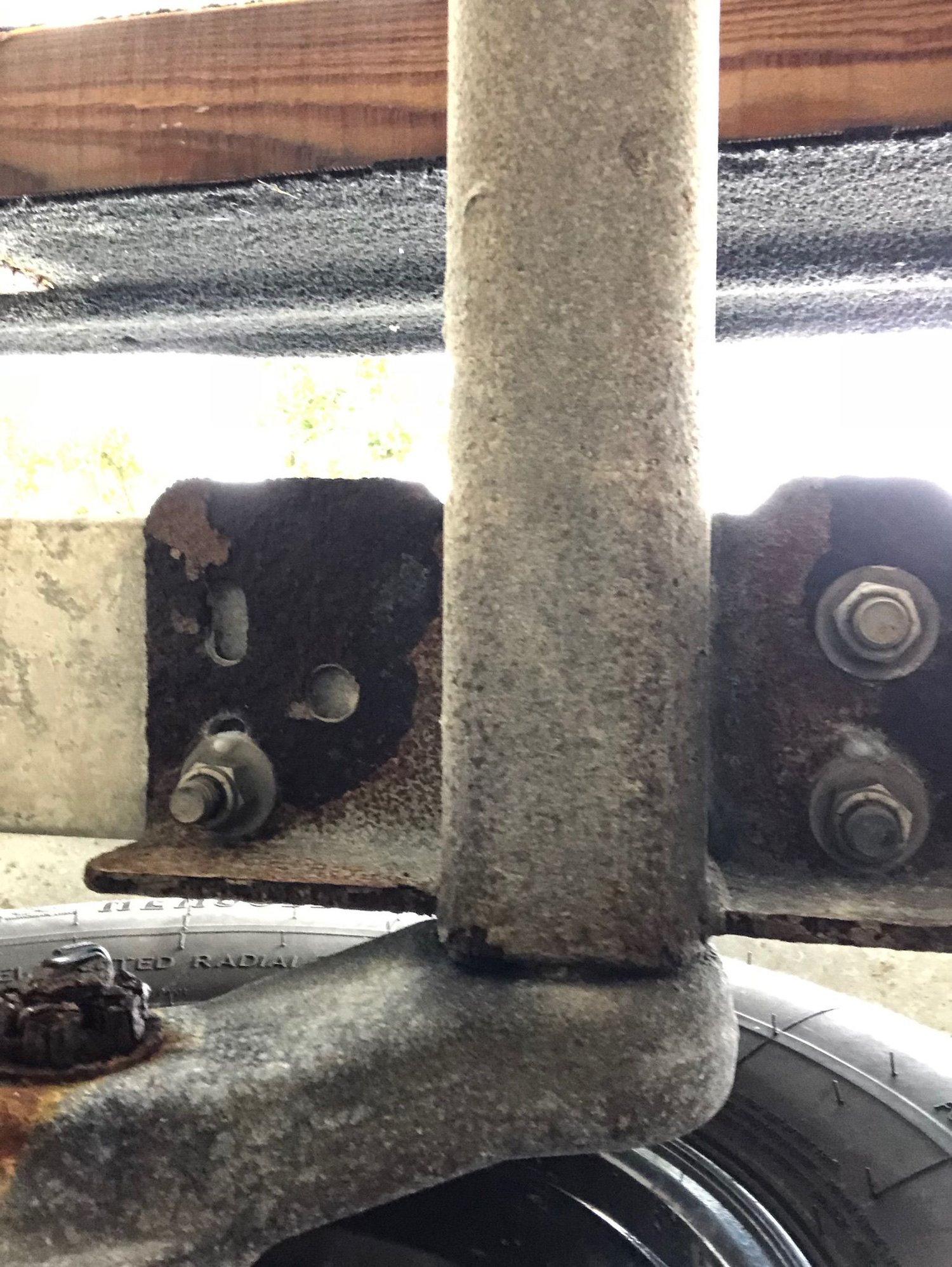 Time to replace axles? The Hull Truth Boating and Fishing Forum