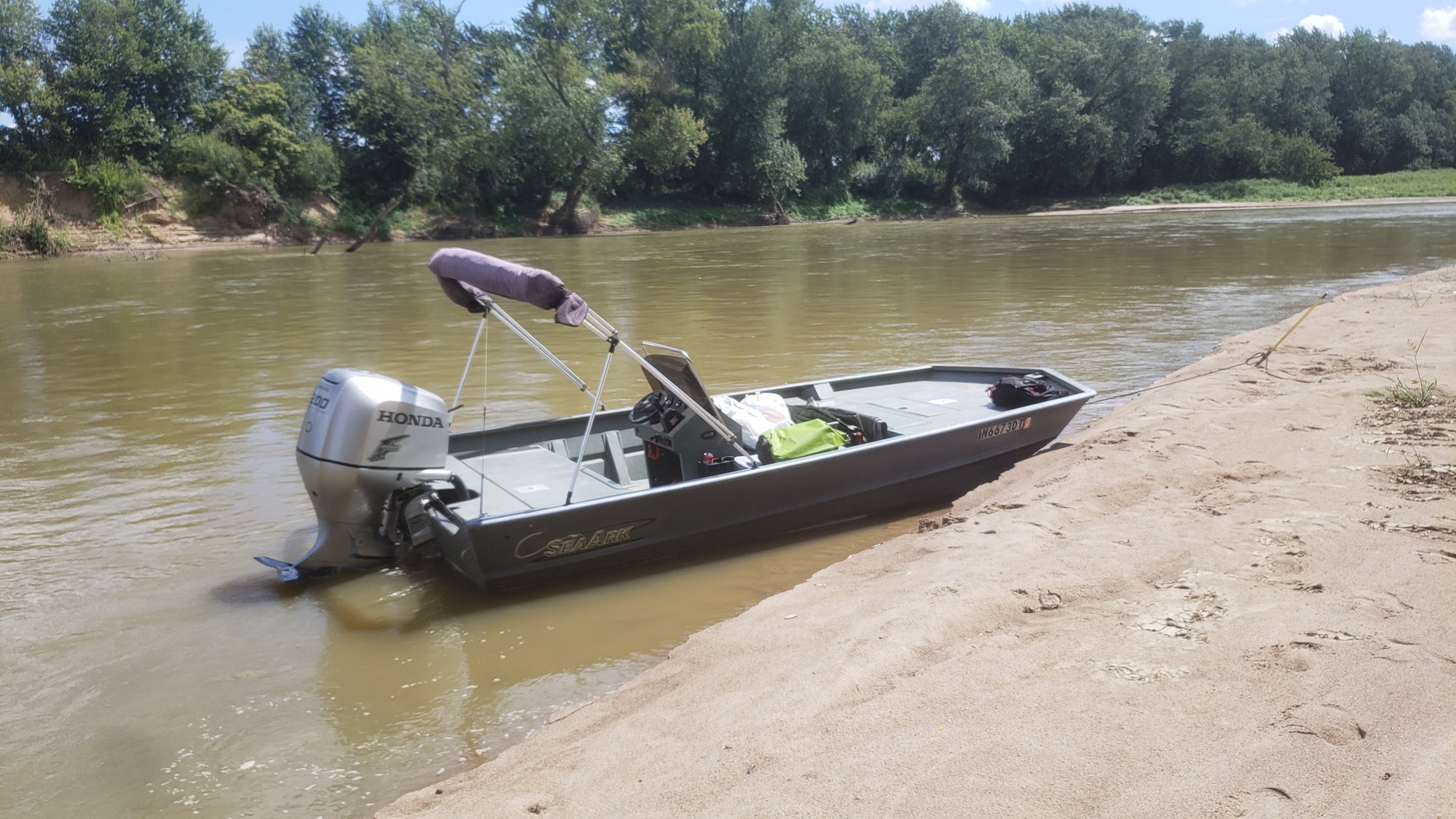 new pics of the fast jon boat project - work in progess