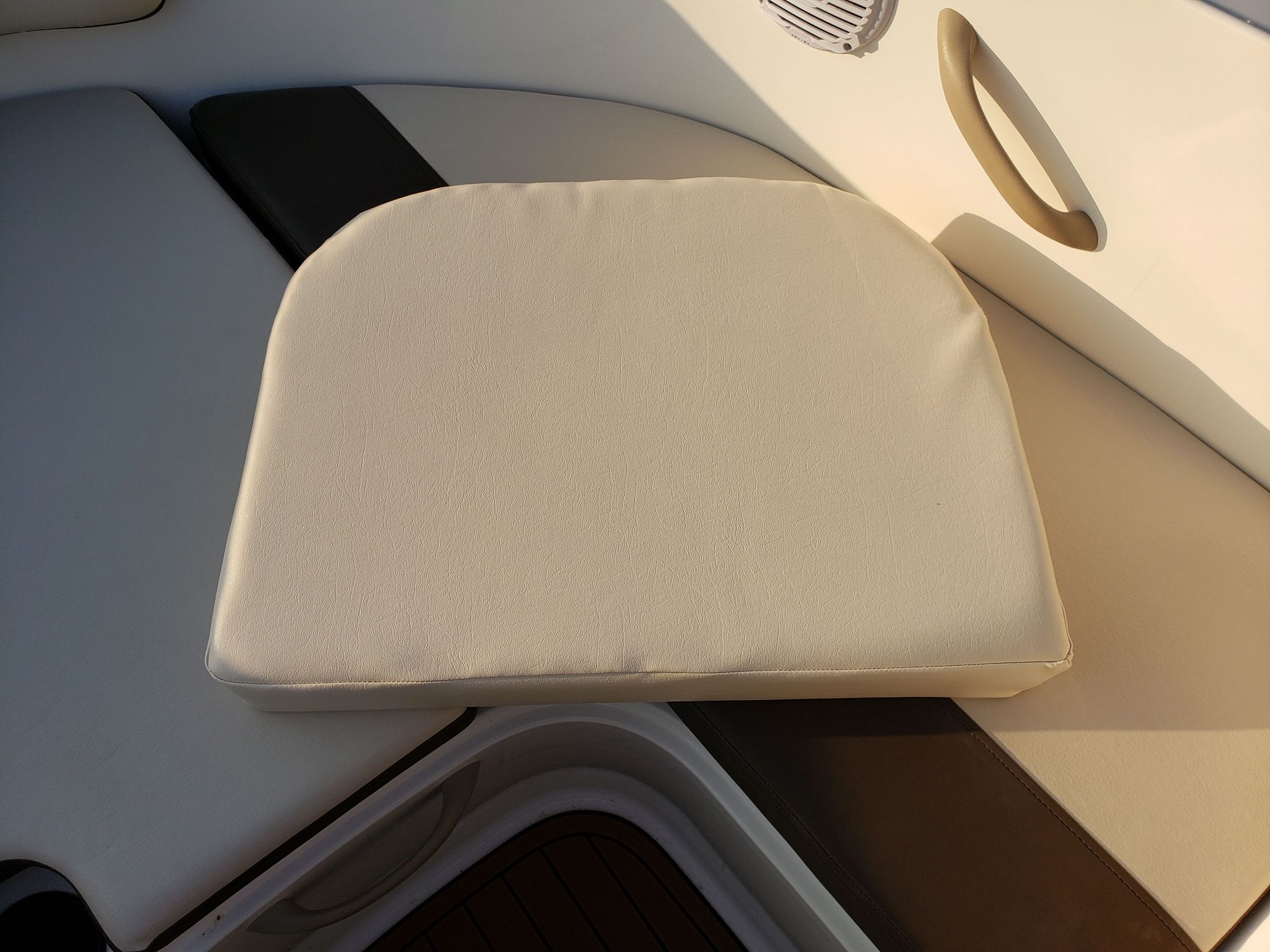 Bow Filler Cushion Bayliner 185 (FTF) The Hull Truth Boating and