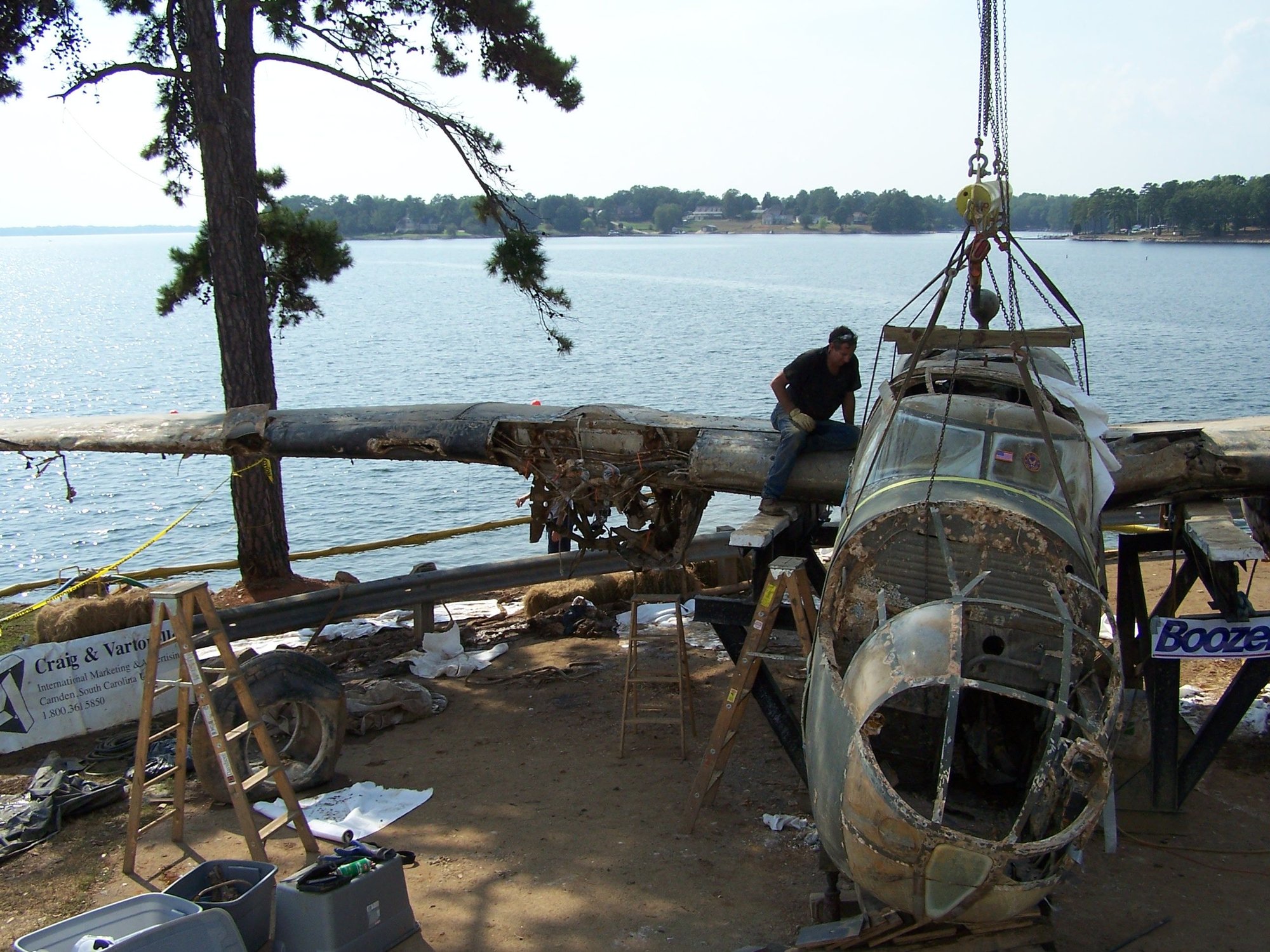 Lunch (aka Bomb island) Island Birds Lake Murray The Hull Truth
