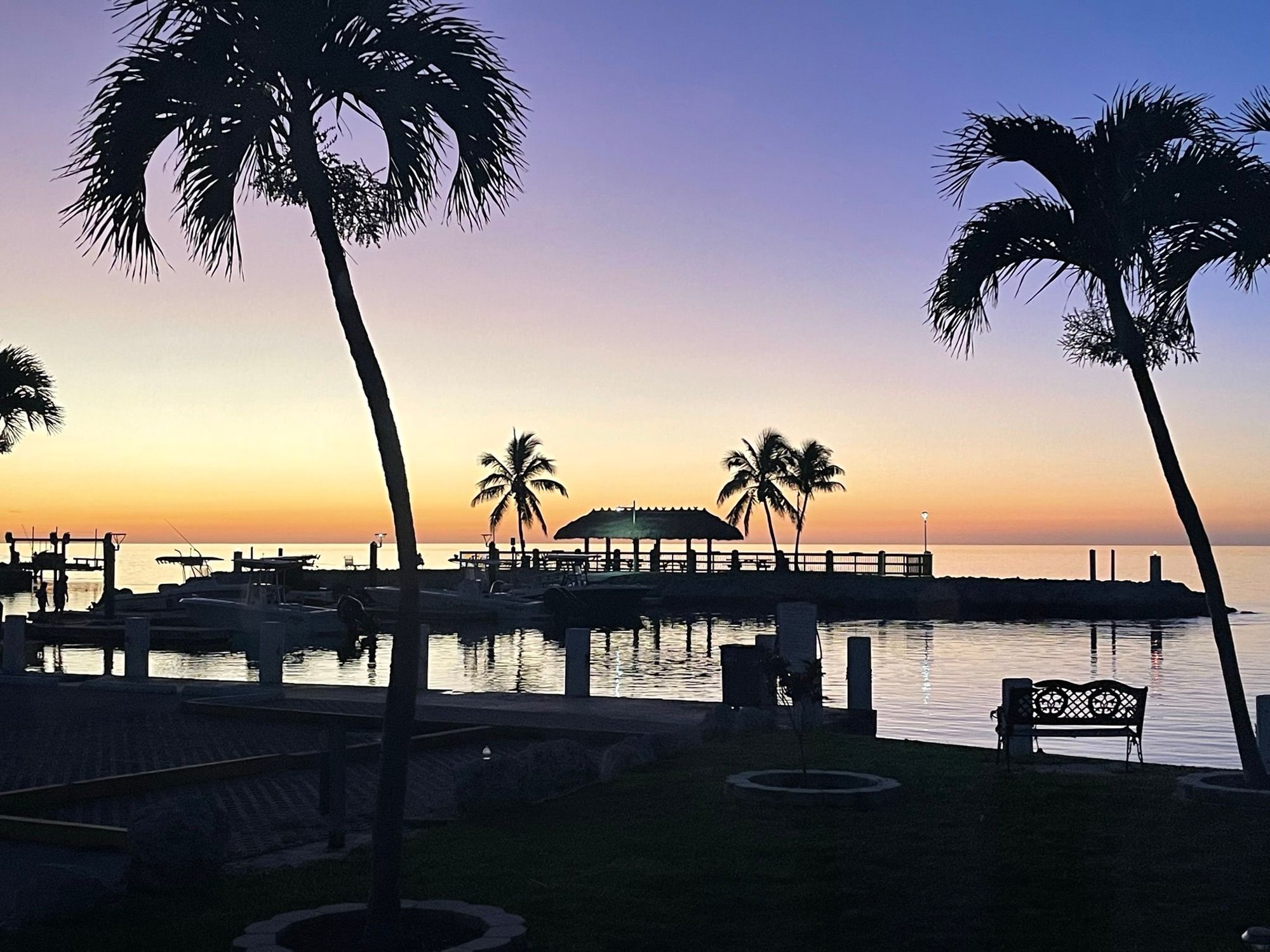 Islamorada Cottage on the Bay for Rent! Waterfront, boatlift, and more