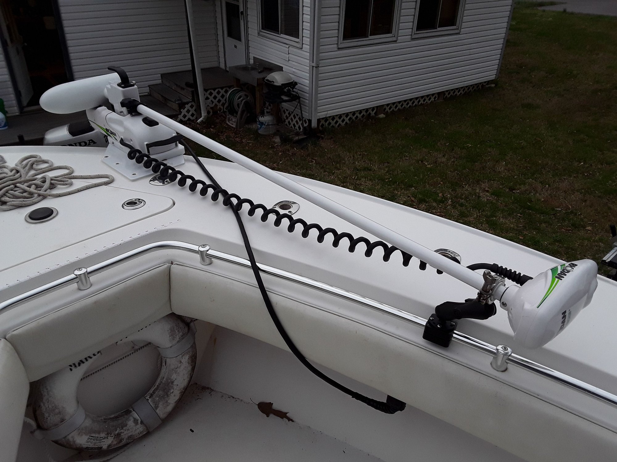 Who has installed GPS Trolling Motor on 2225ft Contender, Competition, etc... The Hull Truth