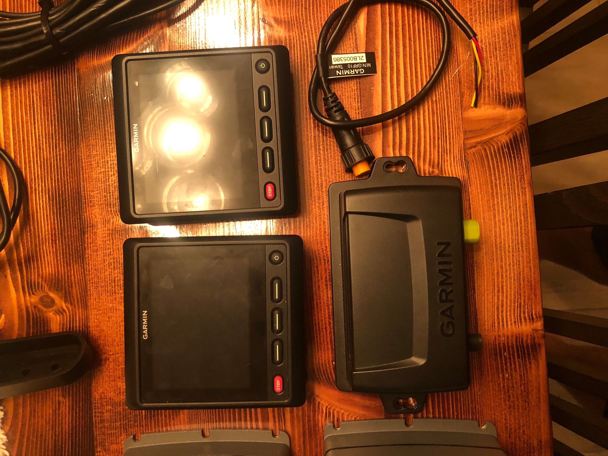 SOLD SOLD SOLD Garmin Reactor 40 Autopilot kit/Displays/Rudder Feedback