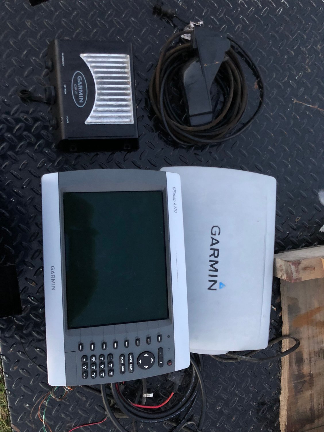 Garmin 4210, GSD22, Airmar p66 The Hull Truth Boating and Fishing