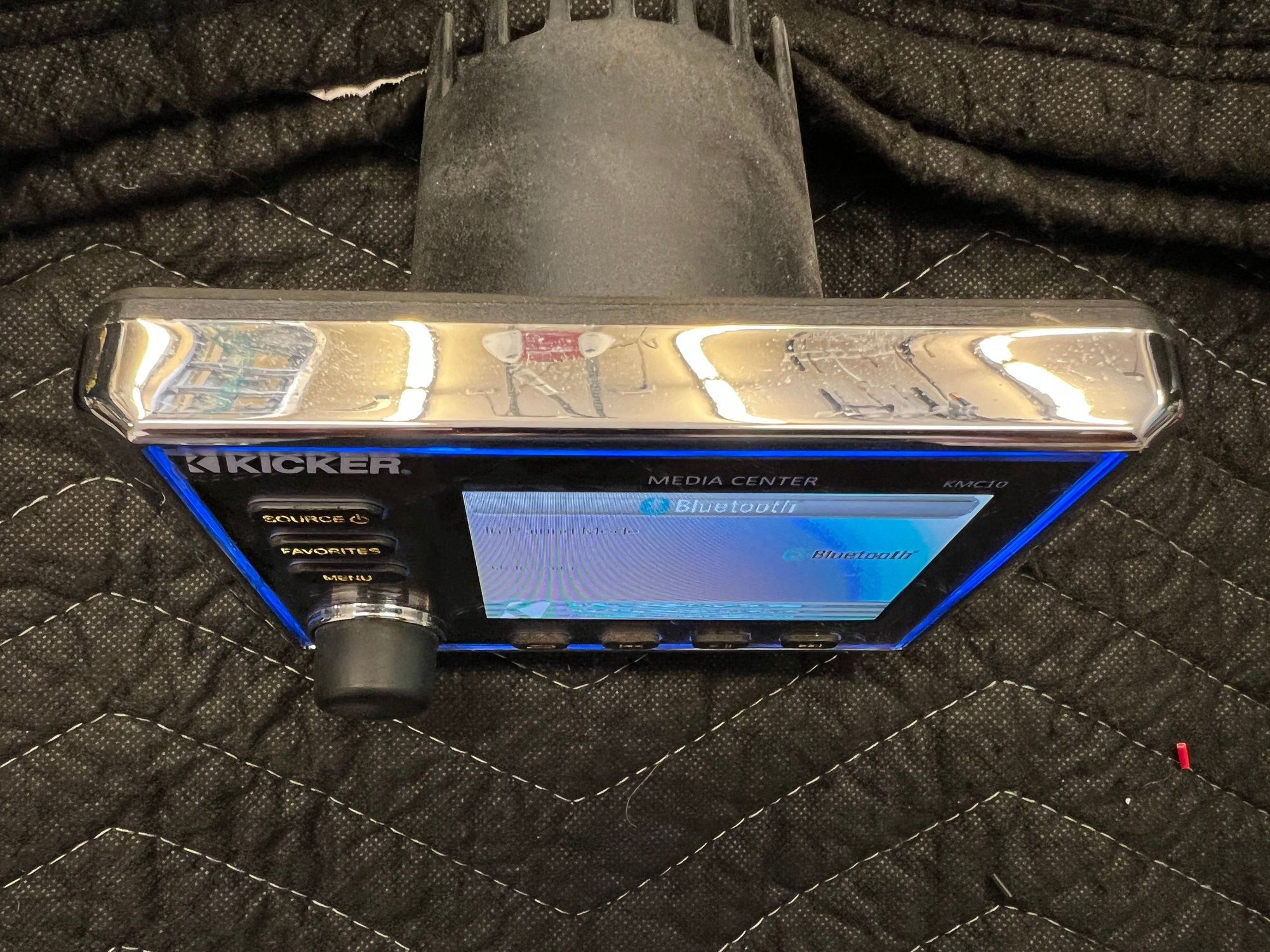 Kicker KMC10 Marine Head Unit Media Center, Bluetooth, Texas The Hull