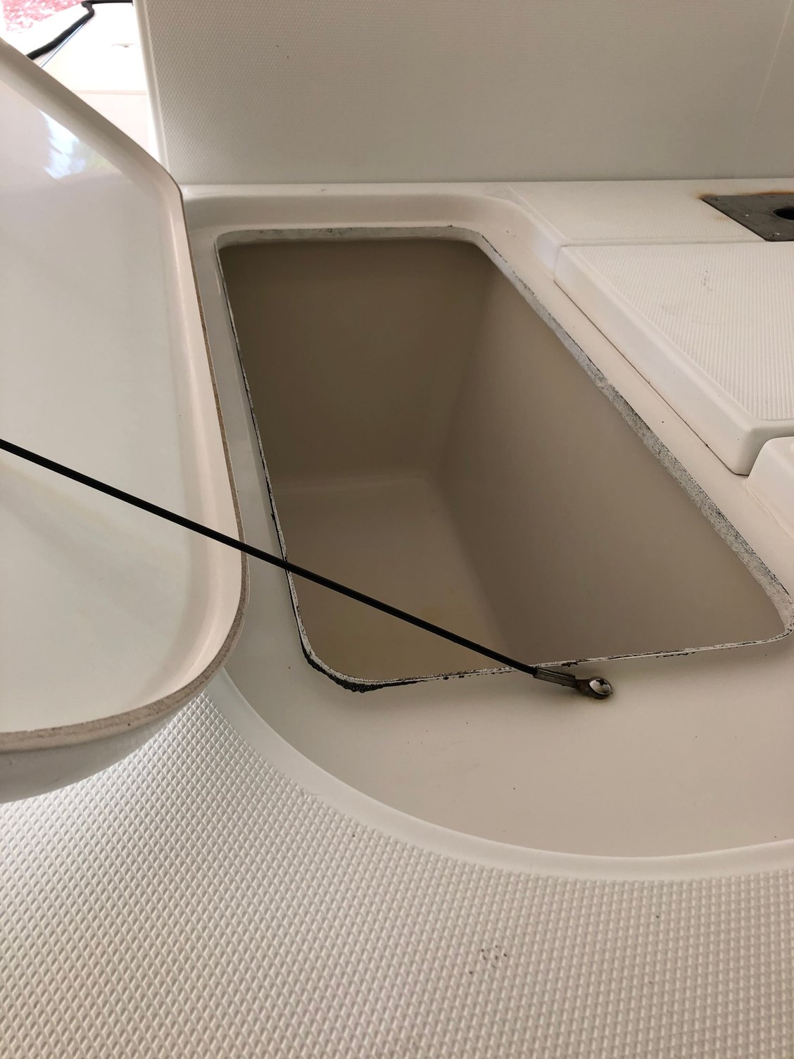 Hatch gasket replacement ?(s) The Hull Truth Boating and Fishing Forum