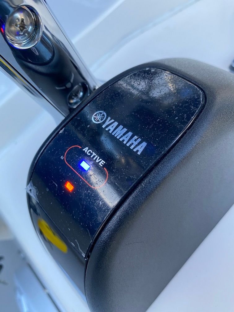 Yamaha new 6X6 DEC controls with alert light The Hull Truth Boating