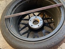 Angle alum extrusion used to measure - touching rim only