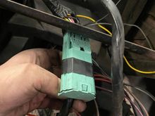 Green thing with wires only on one side.. what is it?