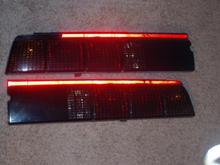 92 gta tail

1 of the small seperate reflectors is broken. No Cracks or gouges - will clean up nicely.