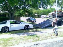 loading car blocking street, the car is lowered so I took step's to ensure a good move, no damage