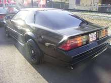 Can you see the 25th Anniversary emblem on the left side of the hatch?