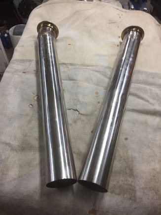 Header pipes