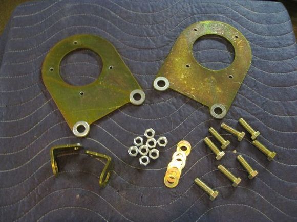 Kit to convert a BW 9-bolt Delco-Moraine disc brake equipped rear end to PBR rear disc brakes.