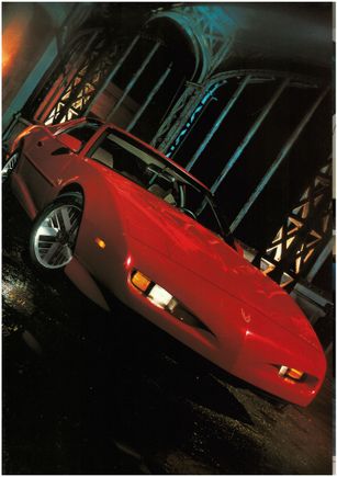 This photo is very reminiscent of the U.S. brochure, but with a Firebird vice Trans Am GTA.