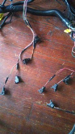 Using a stock 5.3 harness. Had to use ls1 or lt1 fuel injector connectors , location and wire color are all the same so it went wit ease.