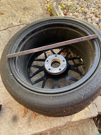 Angle alum extrusion used to measure - touching rim only