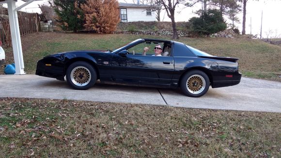 This is the same car about 2 months later. Completely redone the fuel system and lots of buffing and detailing not to mention rebuilding both headlights and brake and suspension.