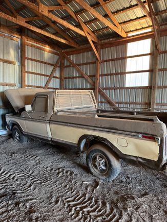 1979 Ford F150 Ranger Lariat. 2wd. 400M, auto.  