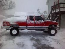 lots of snow 35's on it
