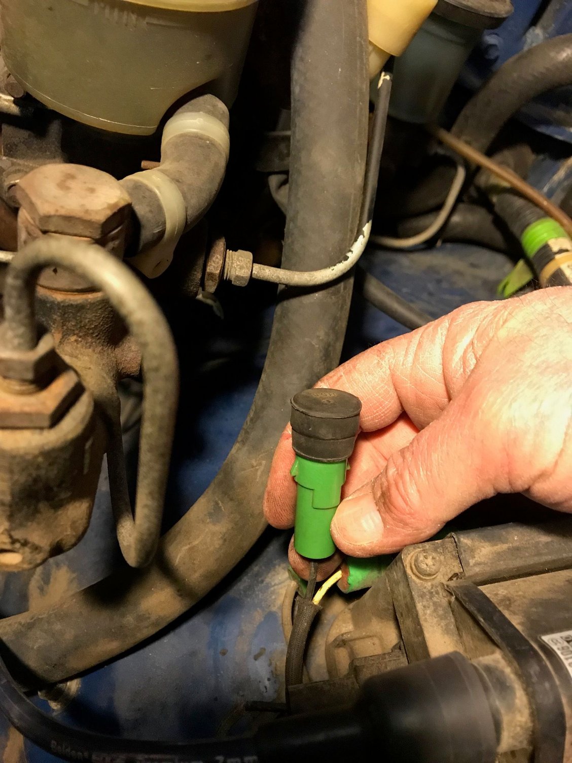 Help wiring Tach.. - YotaTech Forums