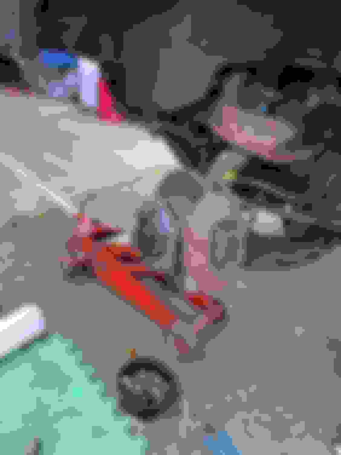 Calipers and pads were only about a year old but rotors warped. The local O’reillys can turn them but at $50 each, it was cheaper to buy some new Raybestos(China🙁<img src=