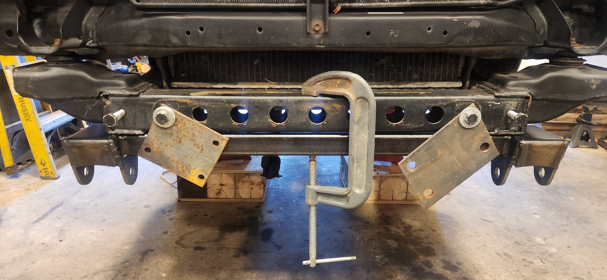 Front hanger tacked up. Trail gears instructions say's to mount the hanger 3/4