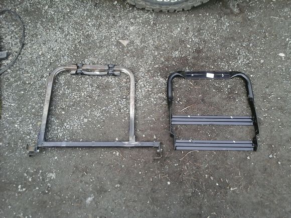 ^^^Here is a before pic, you can see the way i cut the frame and welded it back together left the hinge in the original location. I cut the leice of square tube and moved the hinge in more.