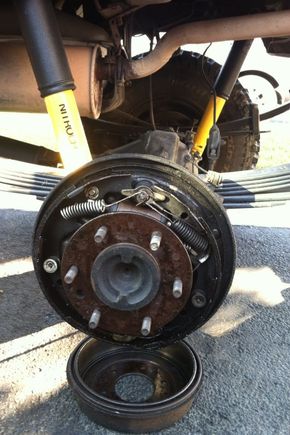 Mix of brake fluid and gear oil