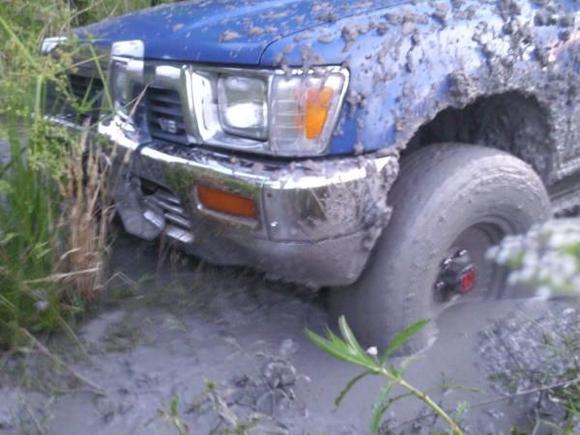 well you cant tell but those are brand new mud tires they dont work well in clay