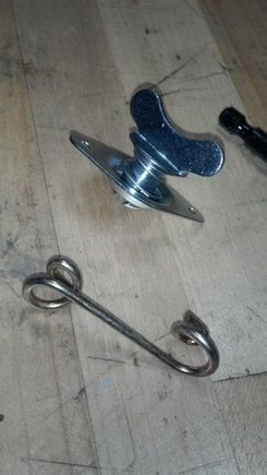 Dzus fastener and lock spring