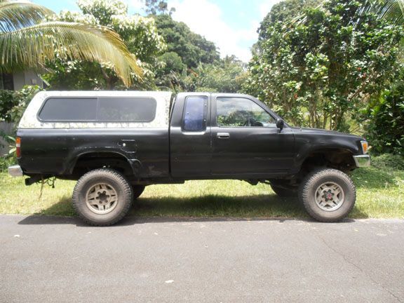 23.5" clearance axle-fender in rear, 26.5" front