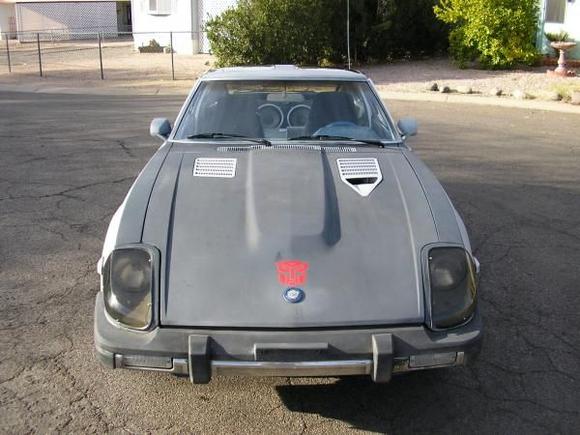 This is a frontal view after I primered my Z gray with black.