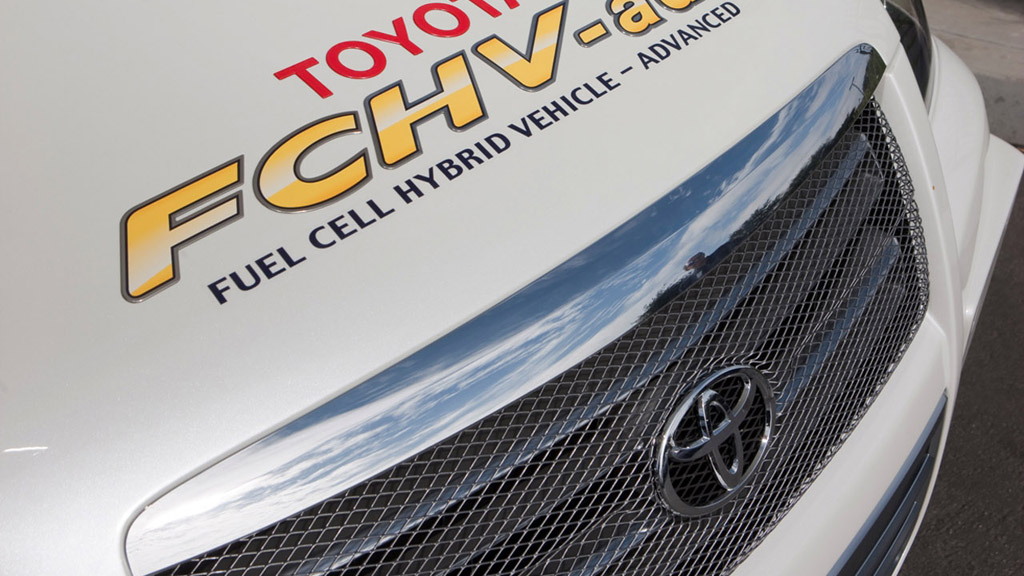 Toyota Advanced Fuel Cell Hybrid Vehicles (FCHV-adv) 