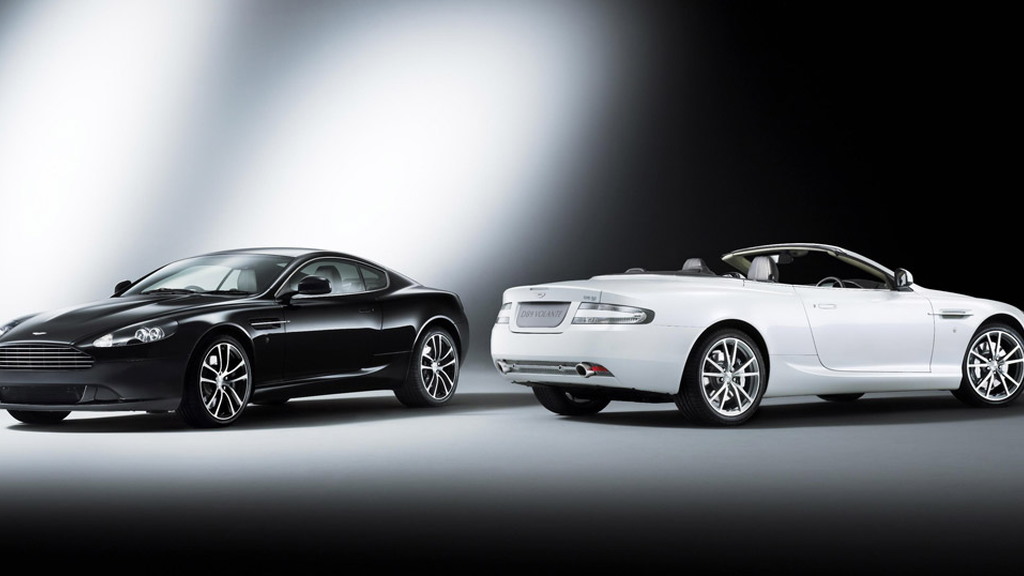 Aston Martin DB9 Carbon Black and Morning Frost