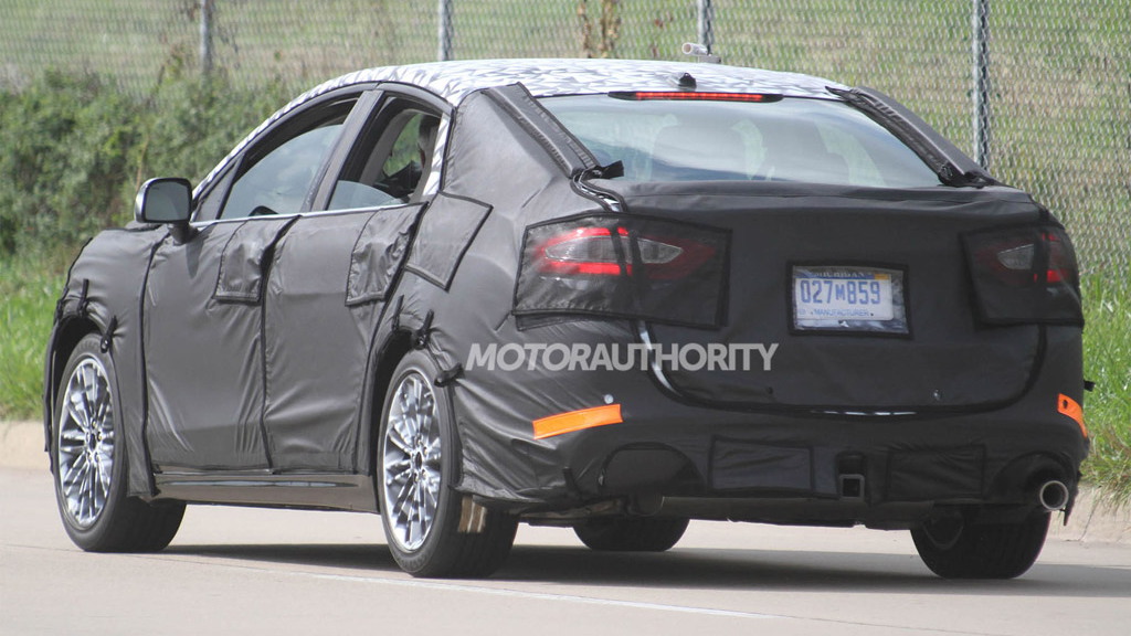 2013 Ford Fusion (Mondeo) spy shots