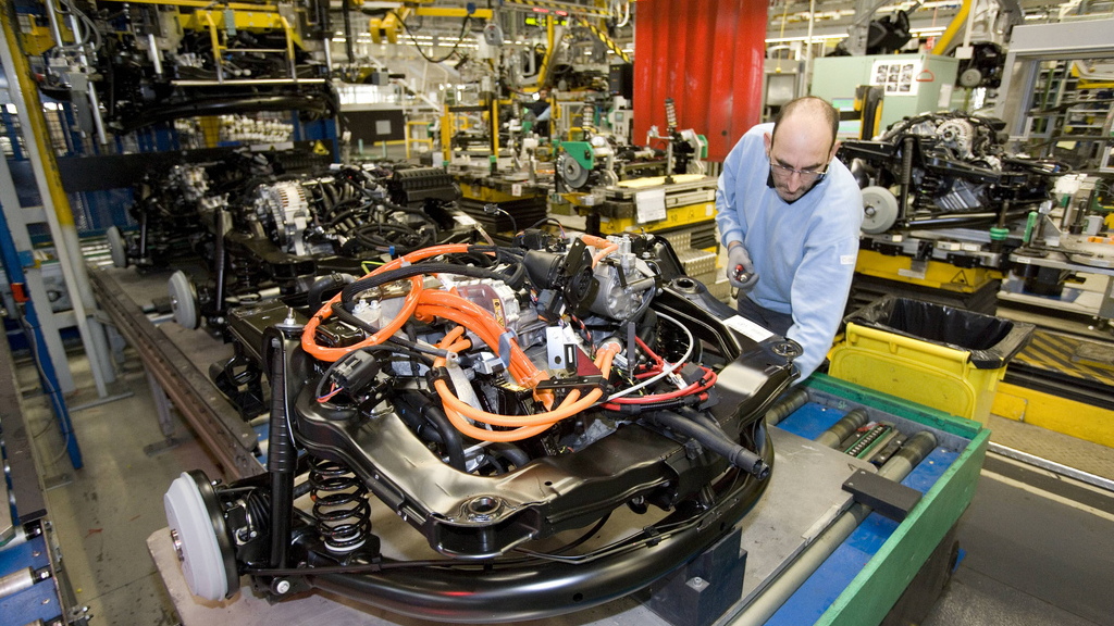2013 smart fortwo electric drive on the production line