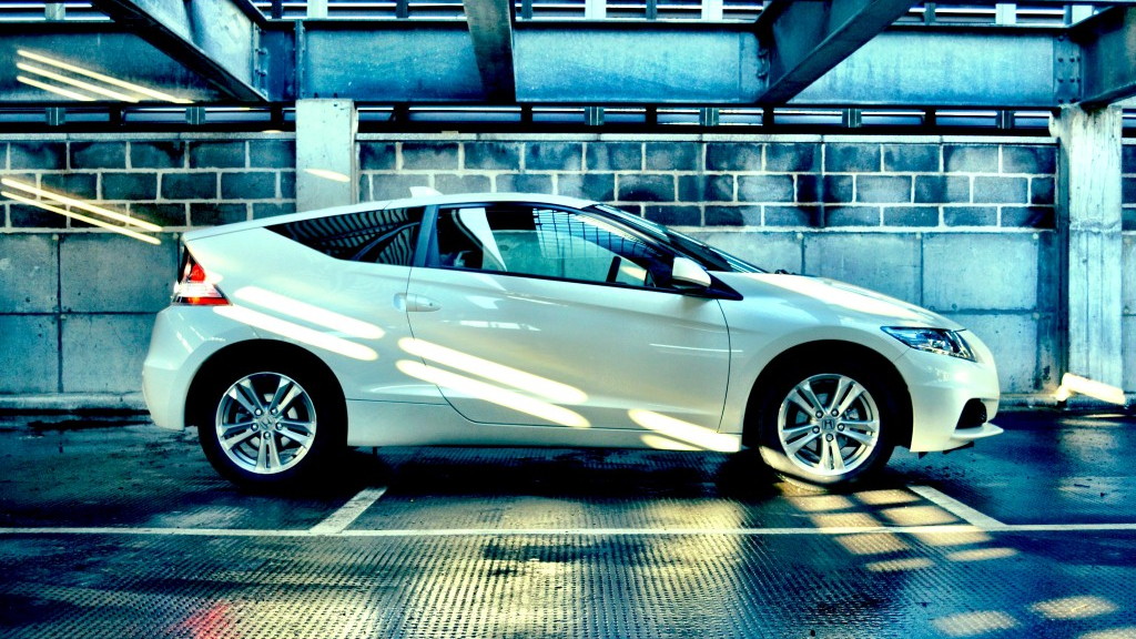 2013 Honda CR-Z hybrid coupe [UK specification]