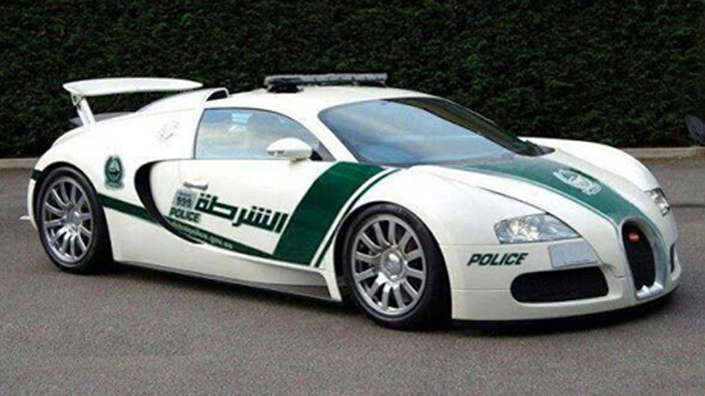 Bugatti Veyron police car - Image: Dubai Police