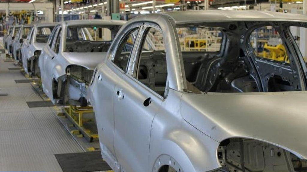 2016 Fiat 500X prototype body shell in assembly plant in Melfi, Italy