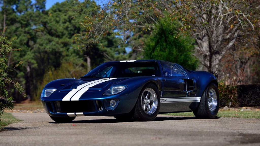 1965 Ford GT40 replica from ‘Fast Five’ - Image via Mecum Auctions