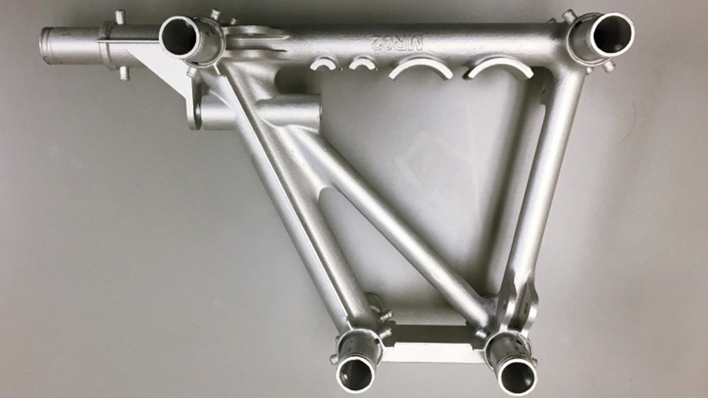 Divergent 3D-printed metal parts