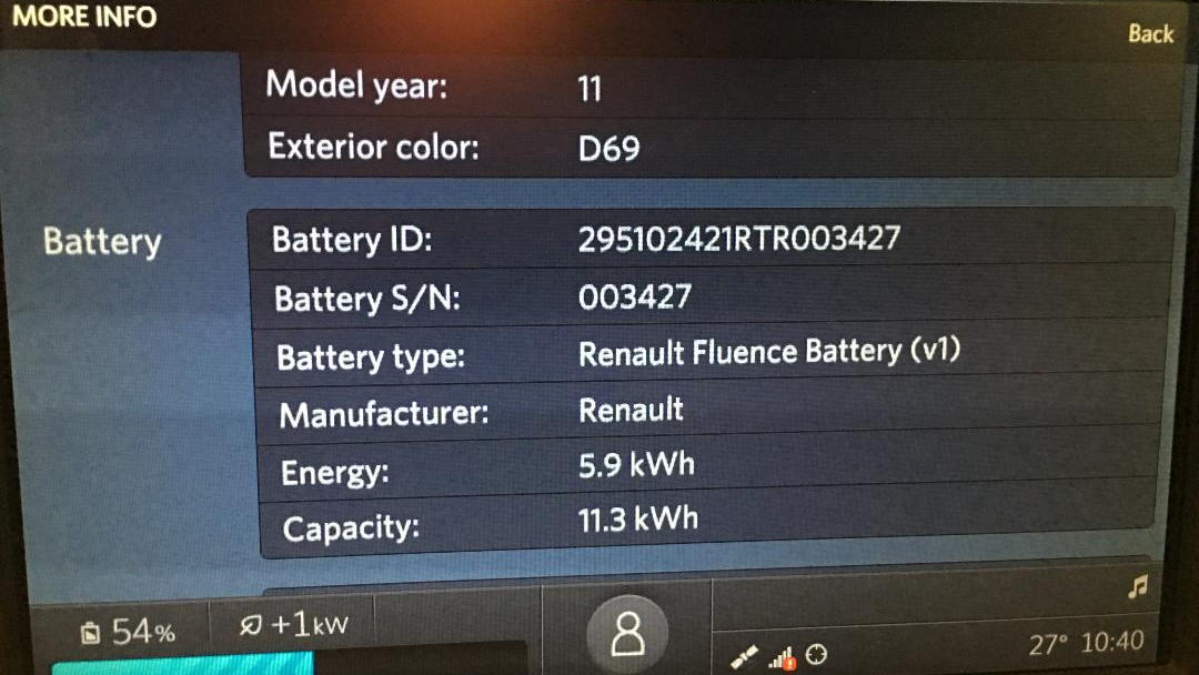 Battery capacity down to 11.3 kwh in Better Place 2012 Renault Fluence ZE [photo: Brian of London]